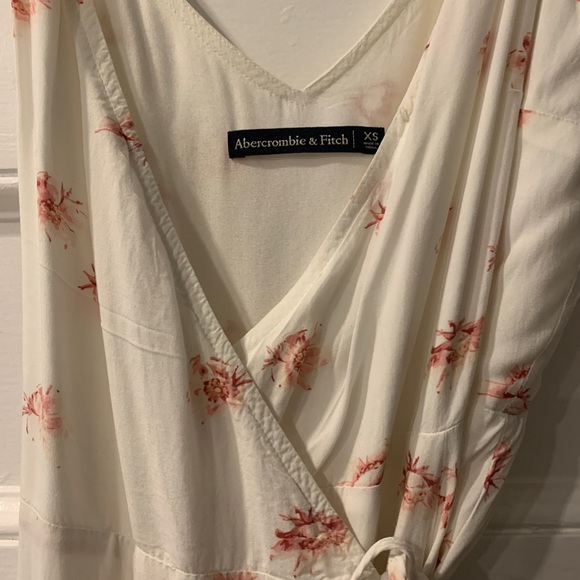 Abercrombie floral wrap midi dress - Picture 6 of 8